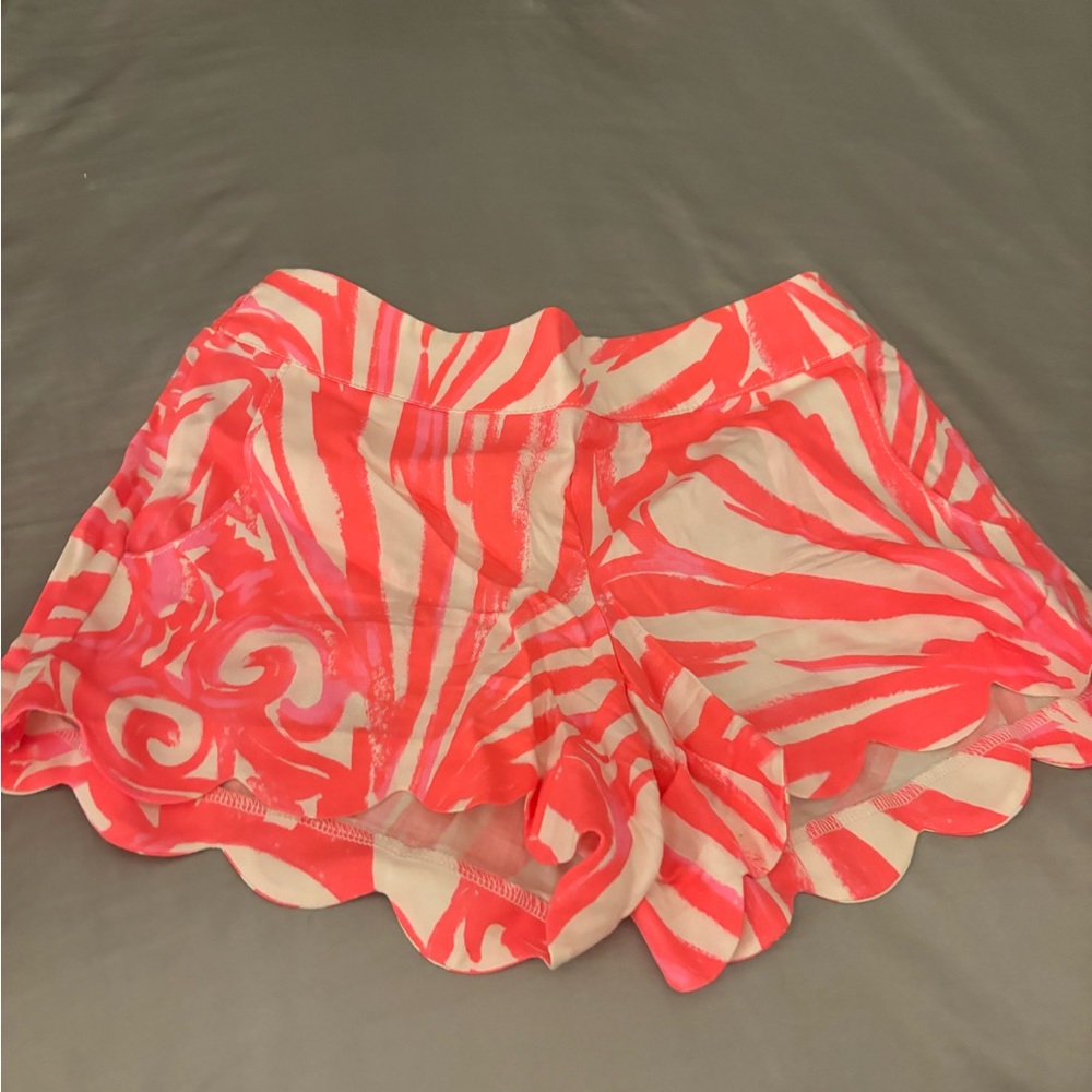 Pink and White scallop Print Shorts Lilly pulitzer